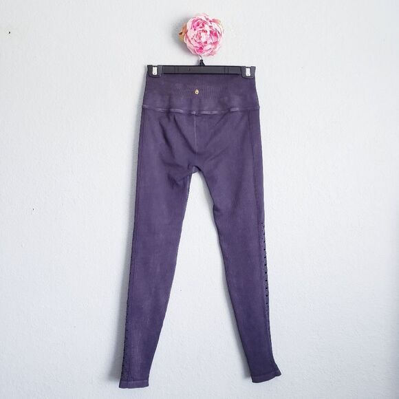 Spiritual Gangster Washed Dark Gray‎ Self Love Leggings - Picture 5 of 7